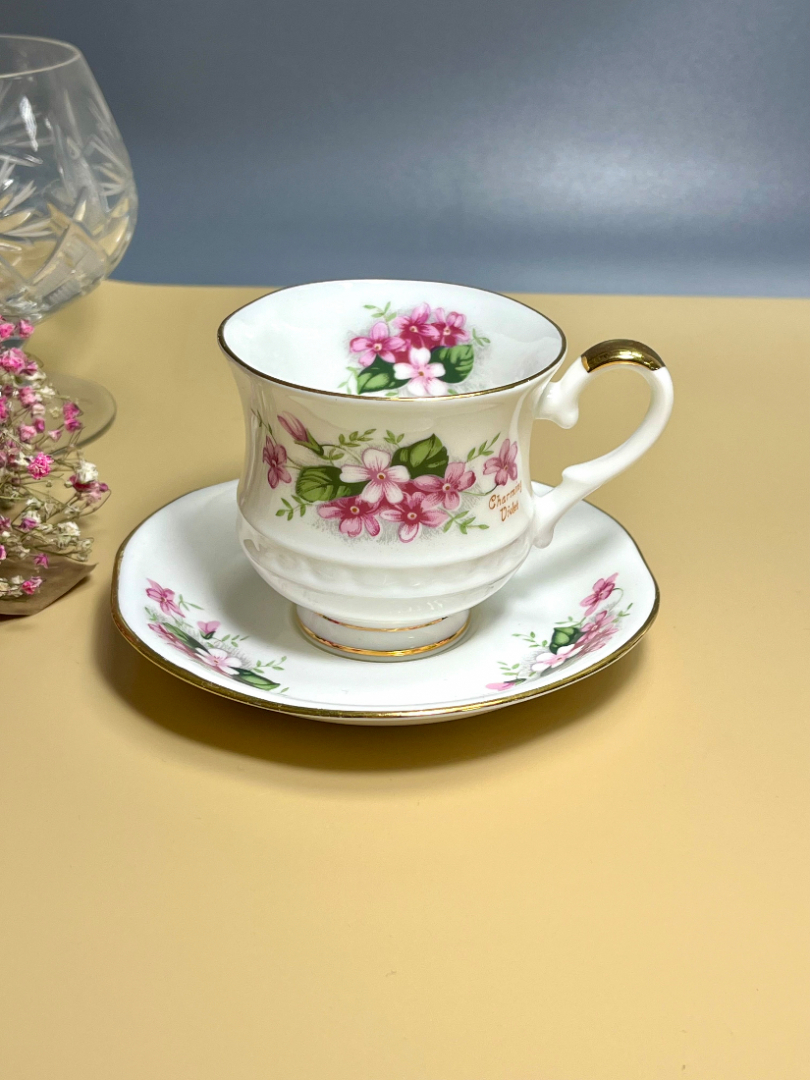 Чайная пара "Букет роз" Royal Ascot, костяной фарфор Англии, 1960-69г, винтаж, 170мл, цена за 1 пару. Картинка 1